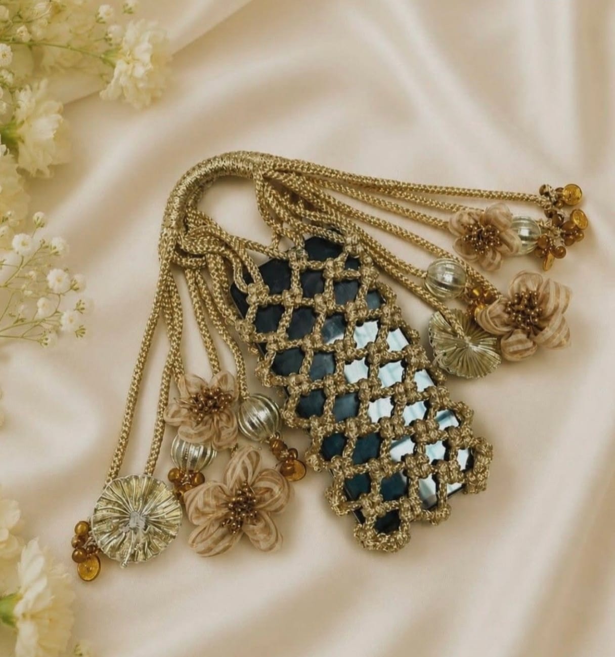Knotted Floral Macrame Party Mobile Carry Bag
